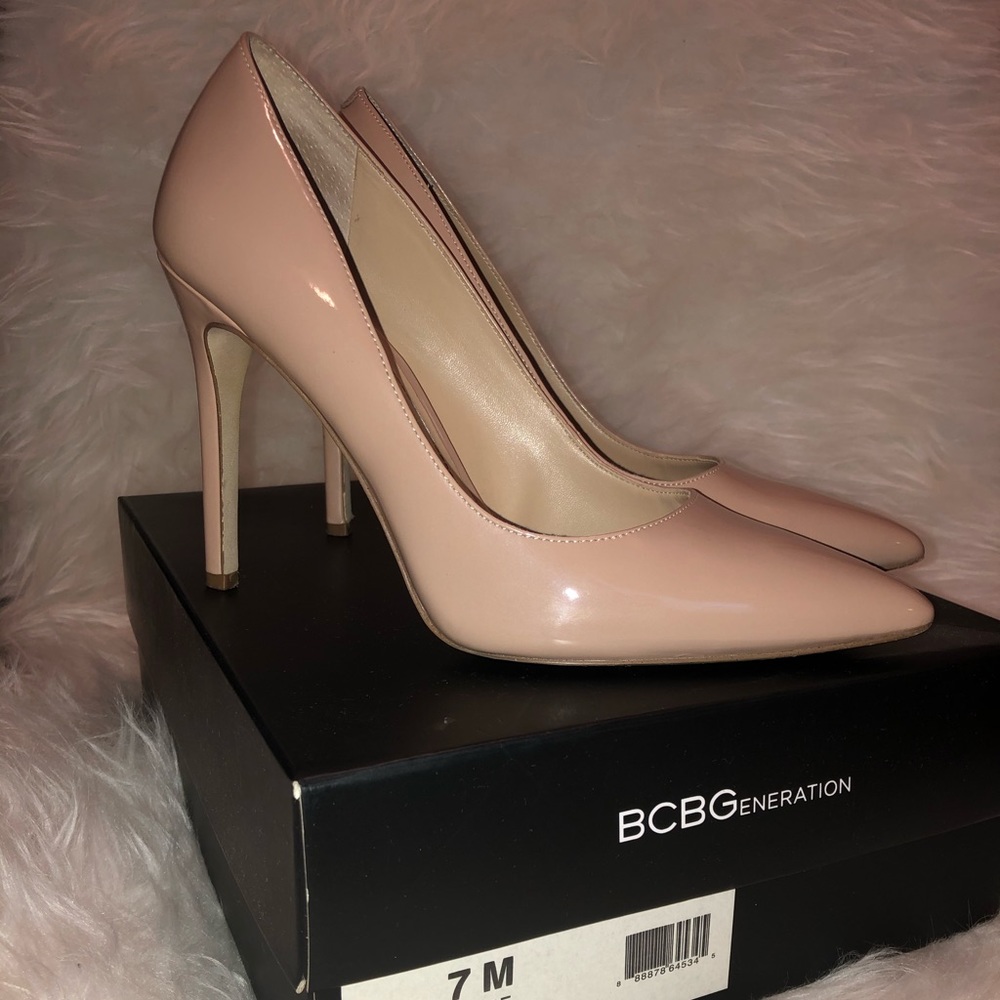 BCBGeneration Nude Patent Pumps - Size 7